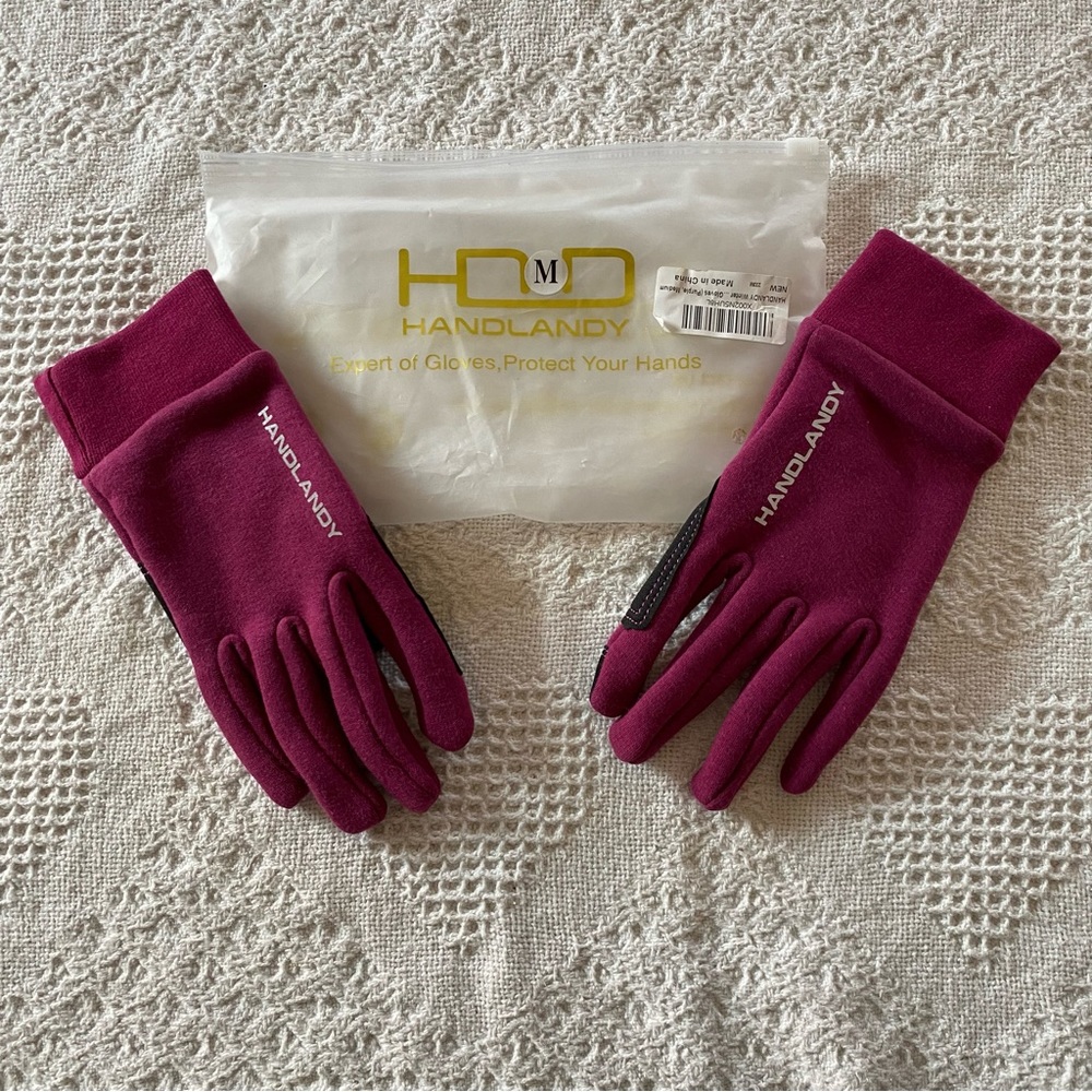 NEW Handlandy Gloves (M)